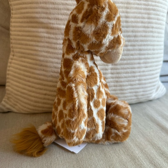 Jellycat Bashful Giraffe Plush - Tan and Cream - Picture 2 of 5